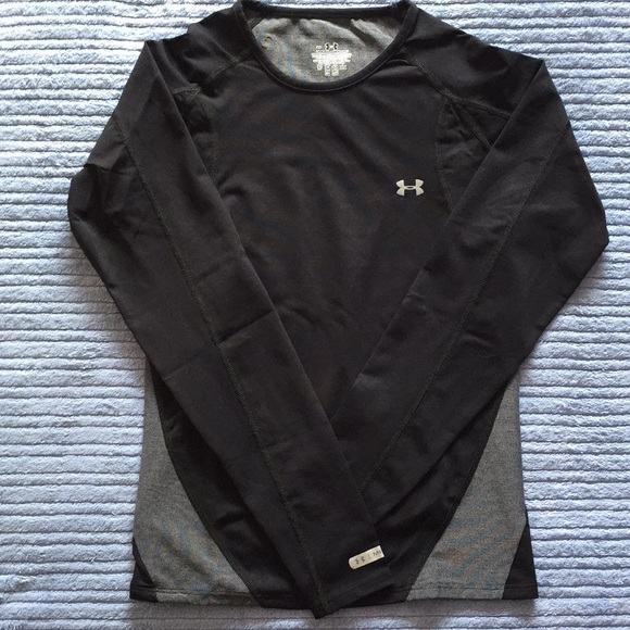 Under Armour Tops - Under Armour long Sleeve